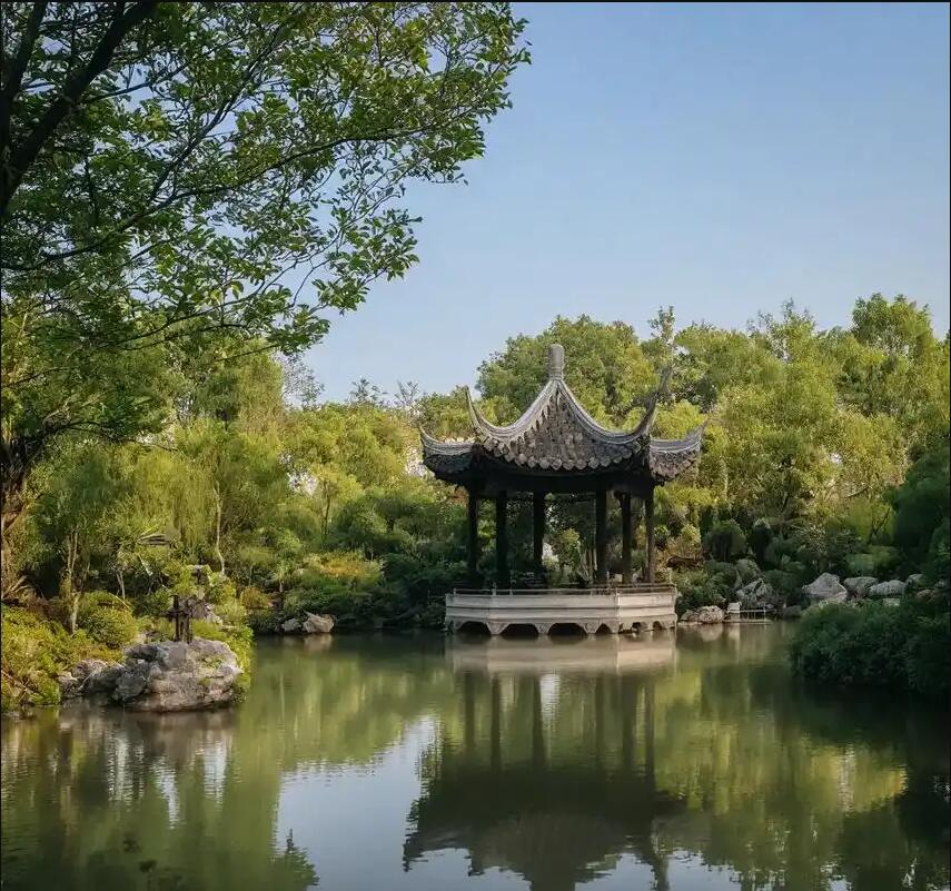 休宁县雪枫餐饮有限公司